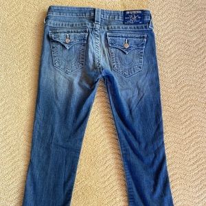 Super cute true religion low waisted jeans :)